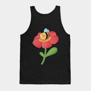 Sleepy bee on flower Tank Top